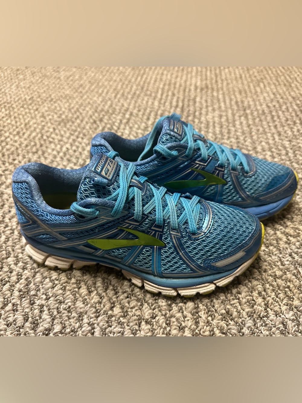Women’s Brooks GRS 17